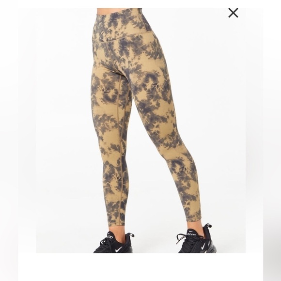 Varley Let's Go High-Rise Legging Flaxen Tie Dye - XS - Picture 1 of 7